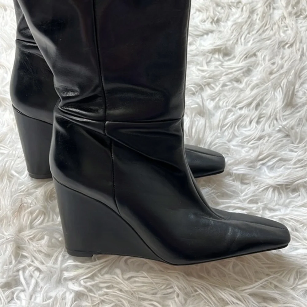 Zara sleek over